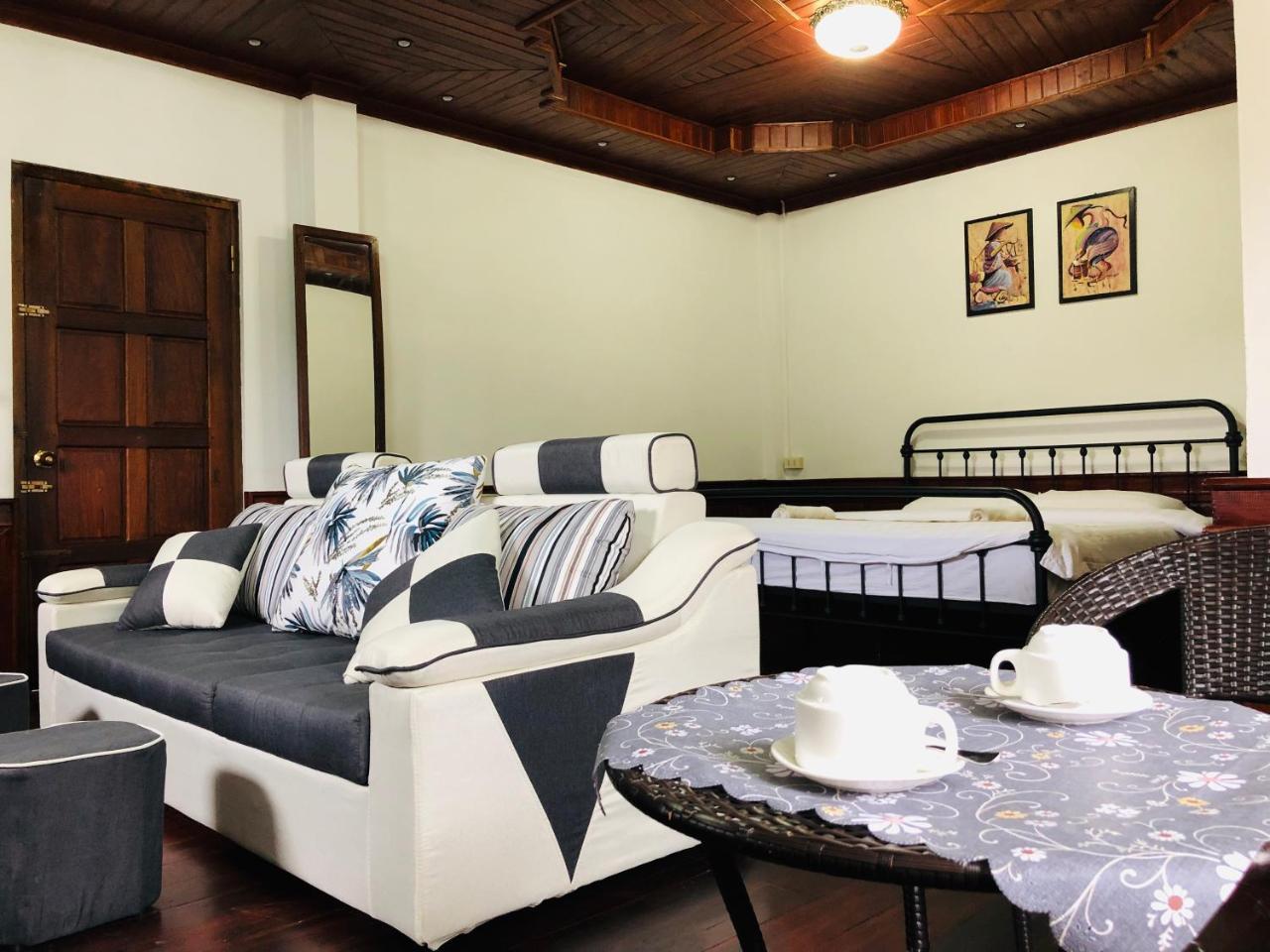 Dear Villa House Luang Prabang Bagian luar foto